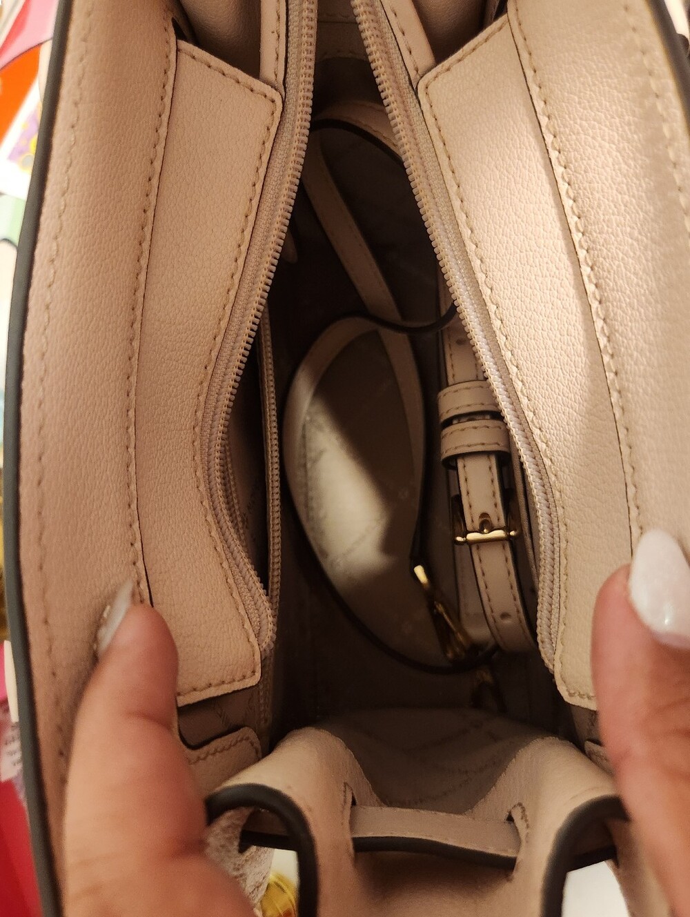 Michael Kors Blush Pink Signature Logo Satchel with Gold Hardware-used 2 Weeks - Picture 5 of 5